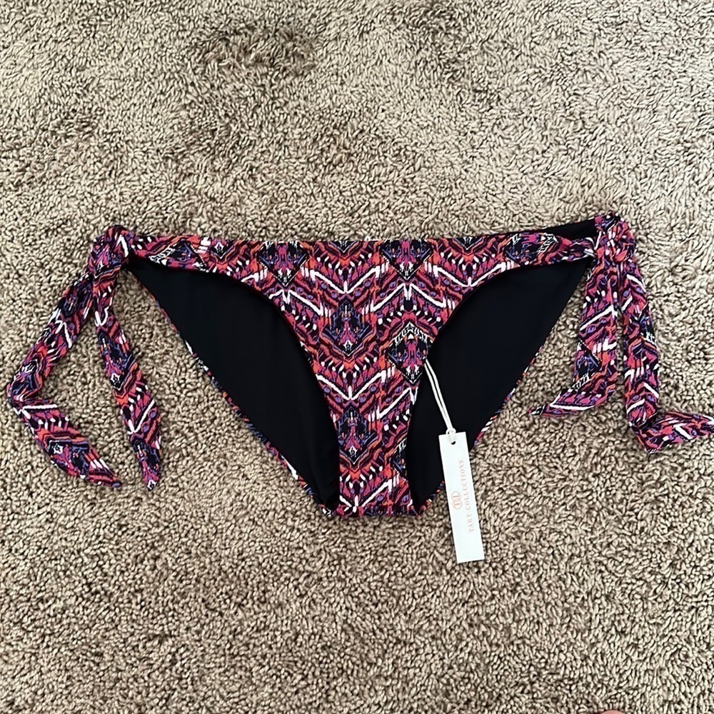 NWT Tart Collections Bikinis bottom In Fuchsia - Picture 4 of 12